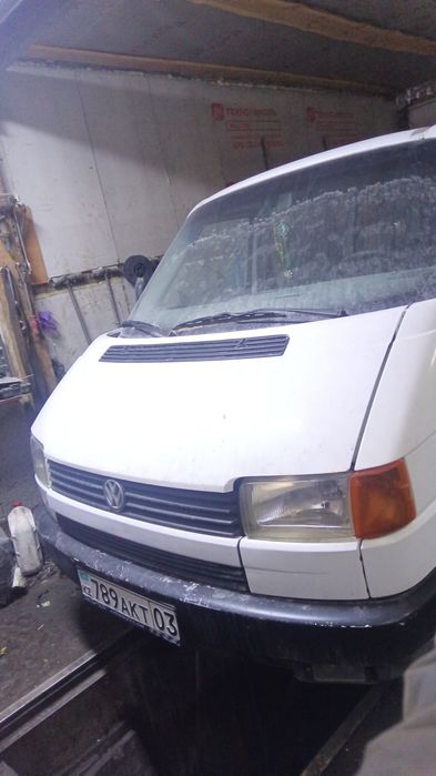 Продам т 4 дизель . Объем 1.9 без турбо