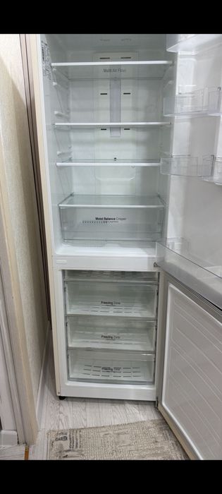 Продам холодильнек