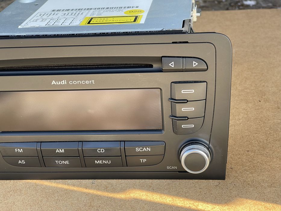 Оригинално Радио Audi A3 8P 2010 с Bluetooth Адаптор