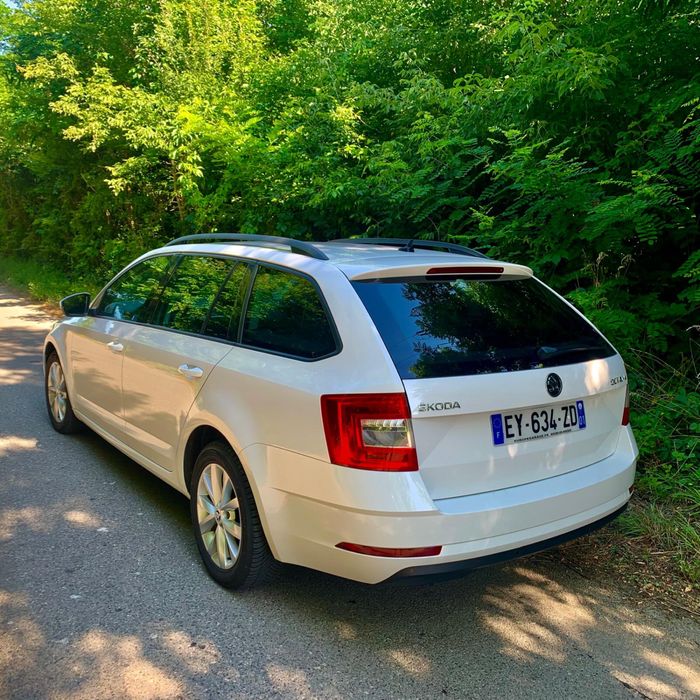 SKODA Octavia 2018 — imagine 3