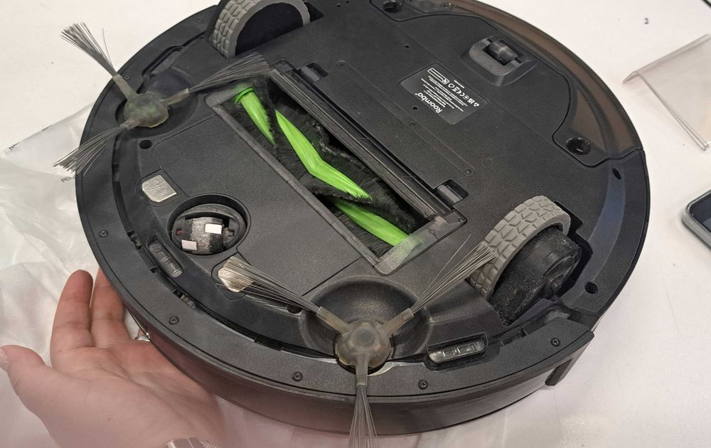 Прохосмукачка Irobot roomba combo в гаранция.