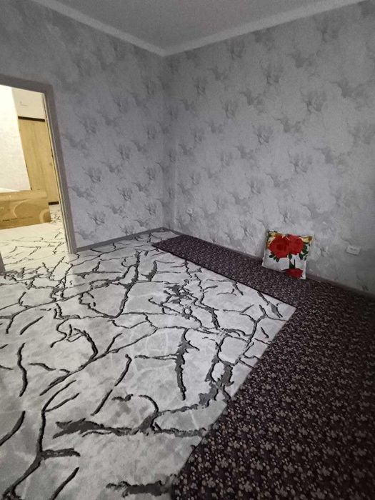 Ijaraga uy, yangi remont qilingan, hech kim yashamagan