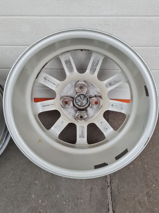 Оригинални джанти за ПЕЖО СИТРОЕН PEUGEOT CITROEN R16 4x108 ET28 6.5J
