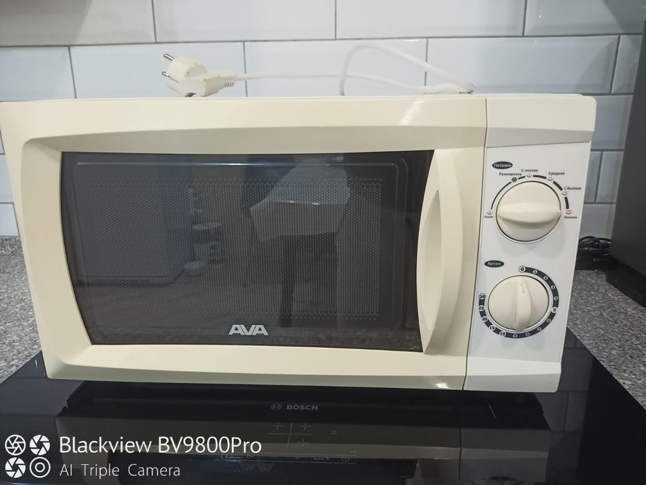 Микроволновка AVA