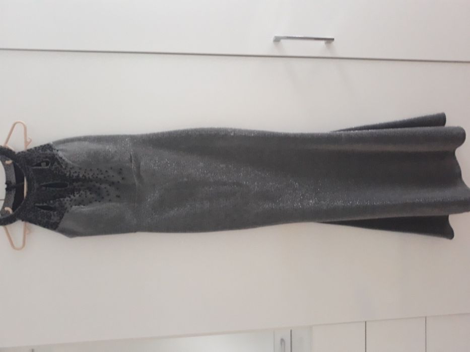 официална рокля N36(S) цена 150лв,зимни ботуши N-36, цена 36лв