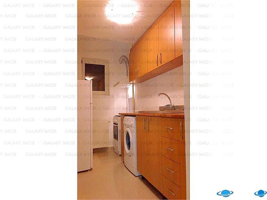 Inchiriere Apartament Cu 3 Camere Piata Romana 650 Euro