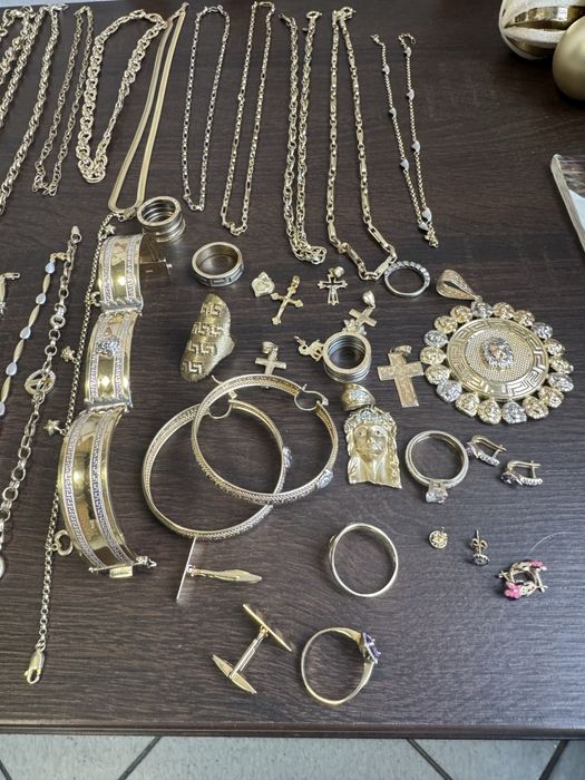 Bijuterii din aur de 14ka lanturi brarari inele