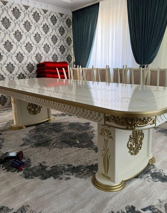 Продам стол с доставкой