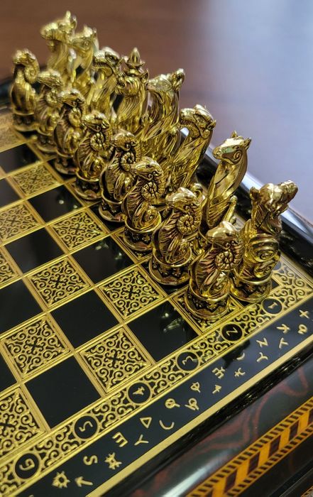 Шахмат "Зверинный стиль"