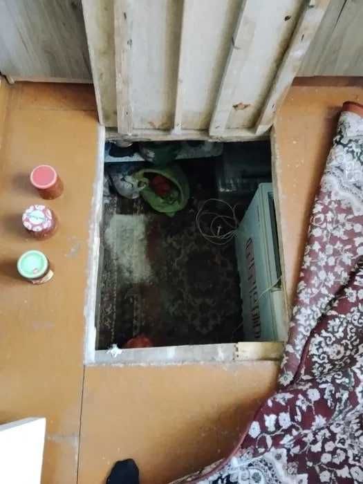 Продаётся 3/1/4 Ялангач среднее состояние 72м2