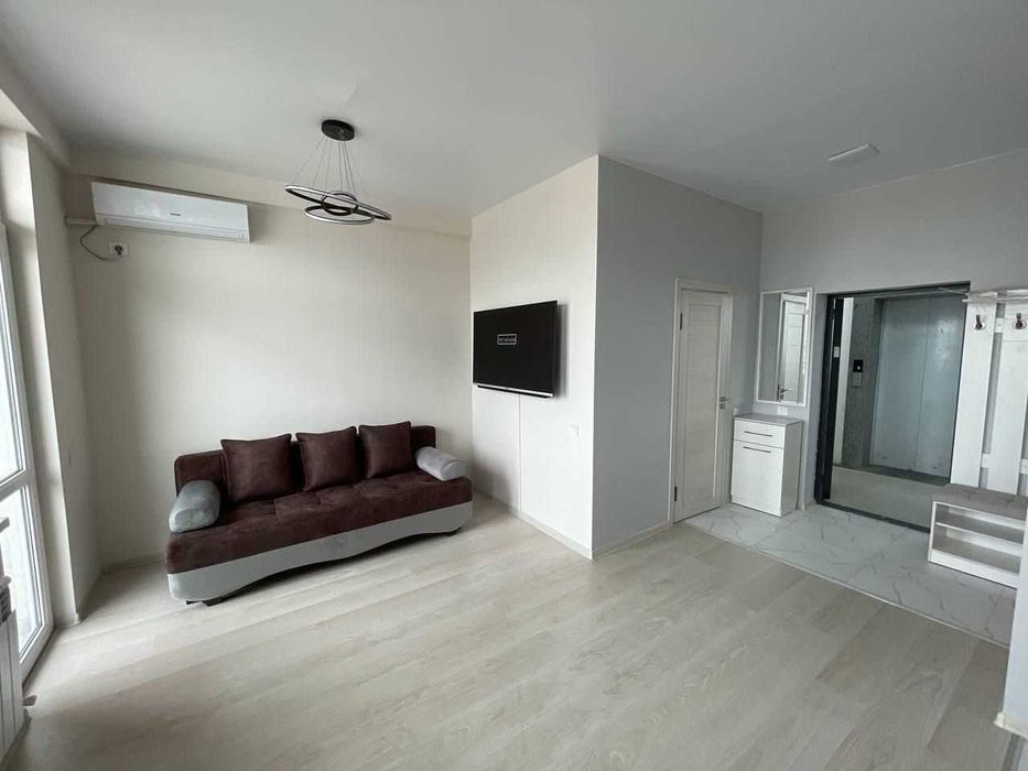 АРЕНДА — 1-комнатная квартира в      Паркент Плаза, Яшнабад