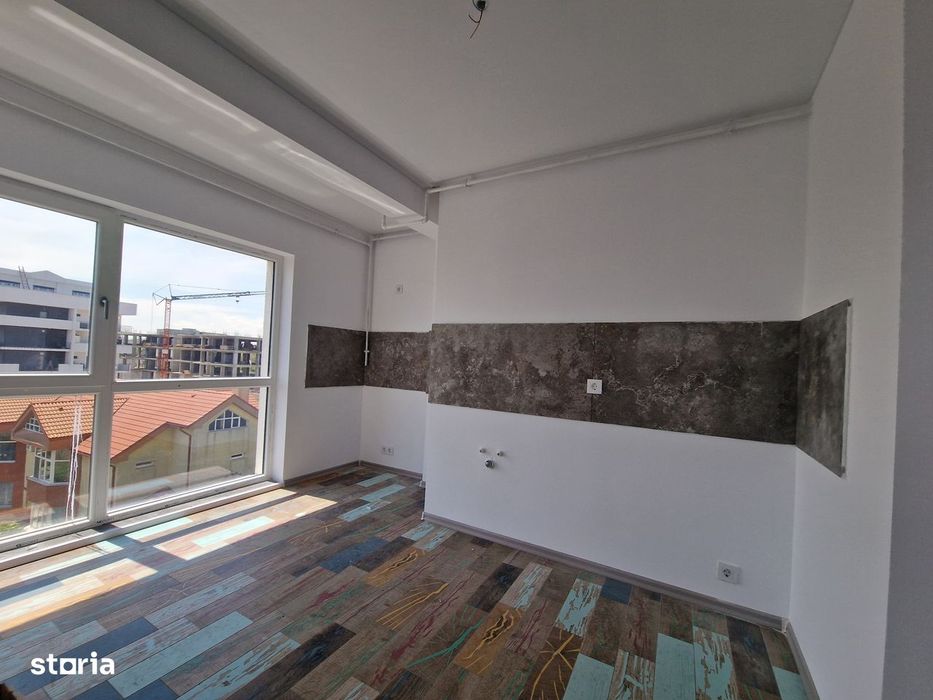 Mamaia Nord (Market Lidl)-Garsoniera 44mp, finisata-63.500e tva inclus