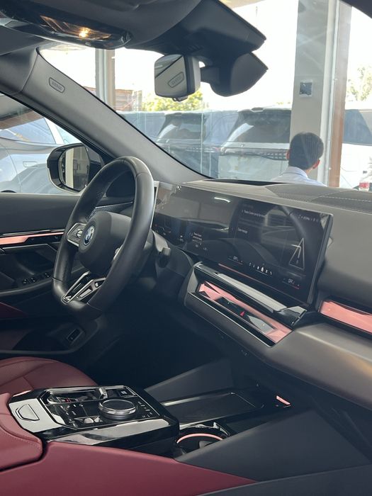 Bmw i5 Elektor.