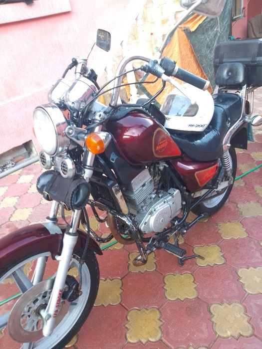 Motocicleta HMZ cruise 125