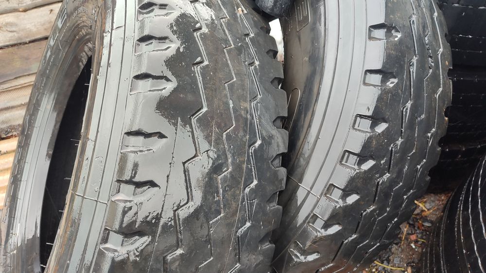 Шина б/у 315/80R22.5