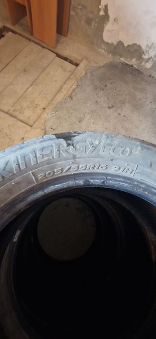 Продам летнию резину.