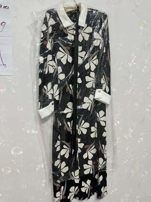 Платья и тренч и кофта