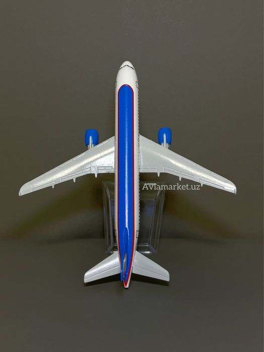 Самолет сувенир AIRBUS A320 Uzbekistan Airways (100% металл)