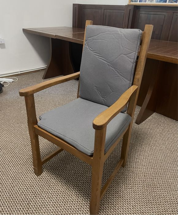 Mesa din lemn masiv stejar si scaune frasin