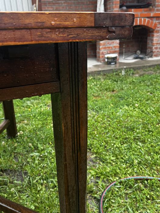 Masa din lemn si 4 scaune