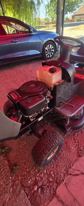 Tractoras de tuns iarba 12 hp