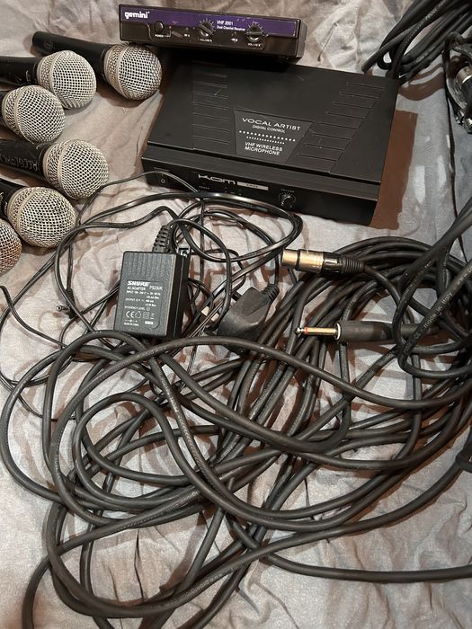 Echipamente audio: Microfoane Shure, Cabluri Klotz 10m, Receivere