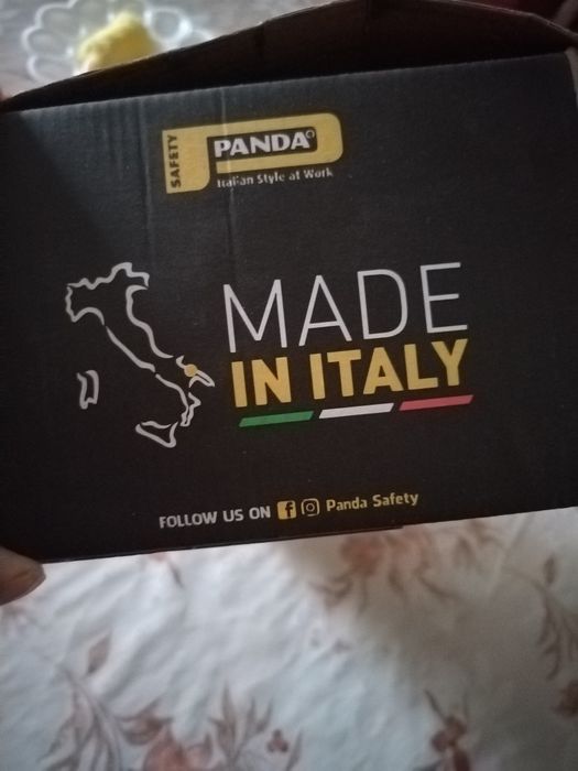 Нови работни обувки н. 42