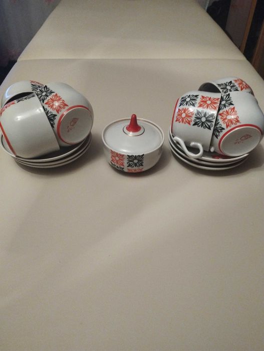 Посуда для чаепития, вазочка