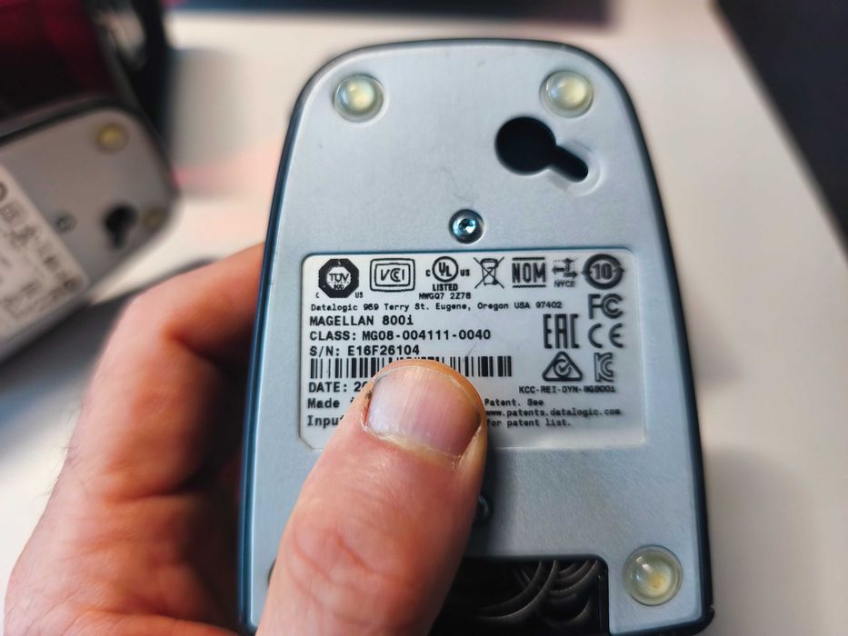 Cititoare coduri de bare Datalogic Magellan 800i