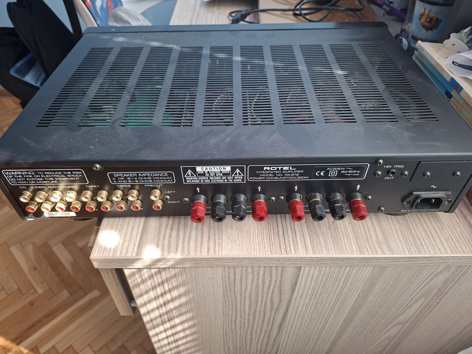 Стерео усилвател Rotel ra-972
