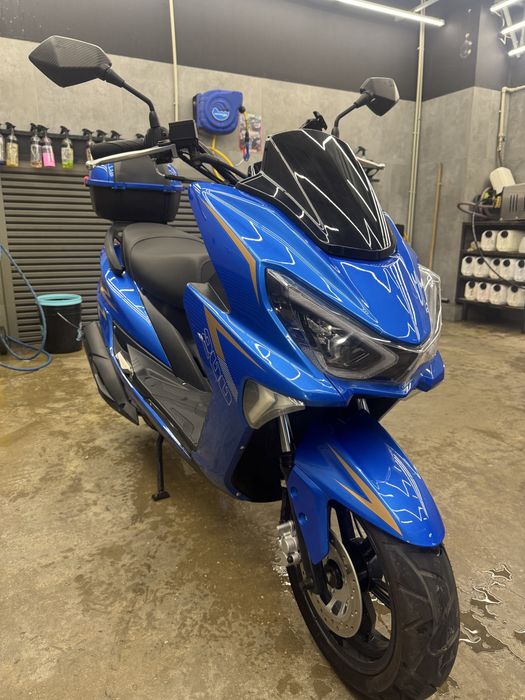 Скутер Benally 200