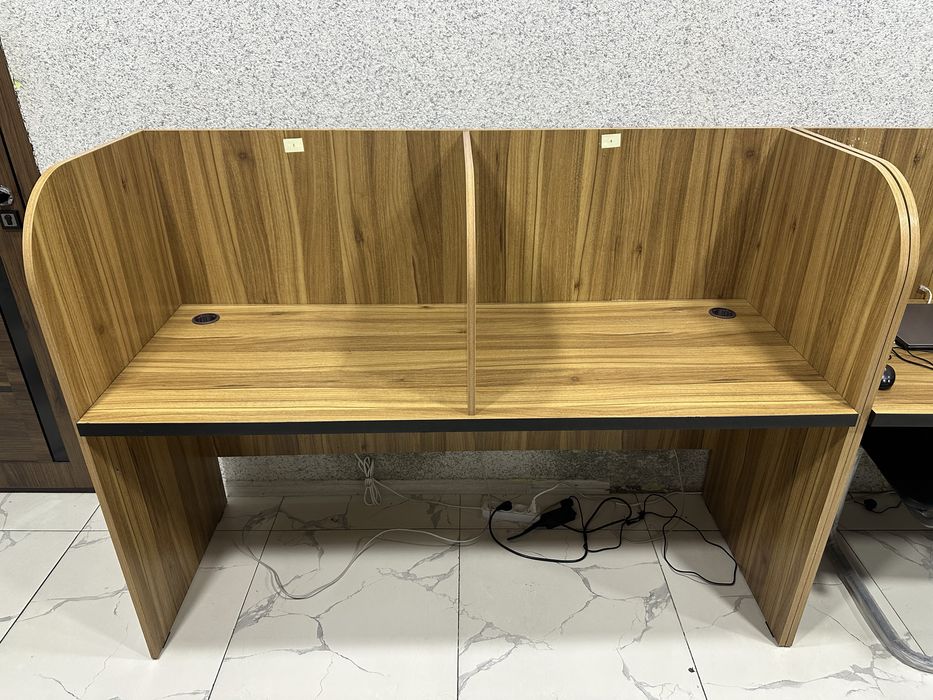 Операторскый столи