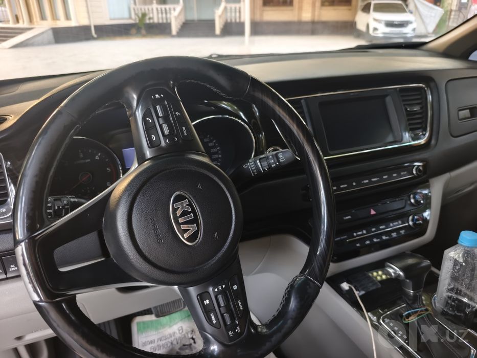 Kia karnival 2019 yil eng fuli