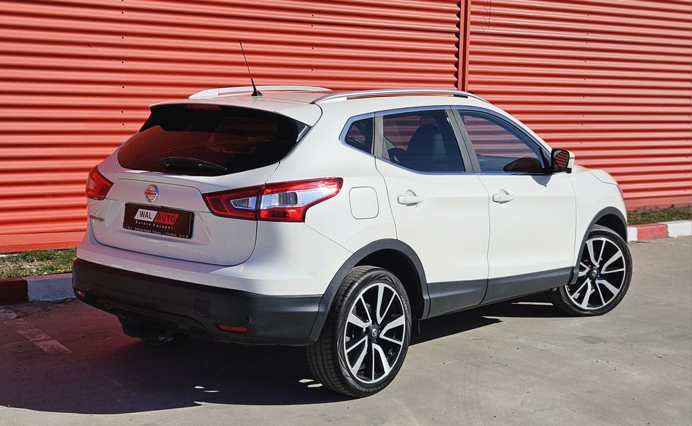 Nissan Qashqai 1.6 Dci 130 Cp Tekna 2014.10 Xenon-Piele-Panorama-Clima-Navi-Cameea 360°-Jante 19
