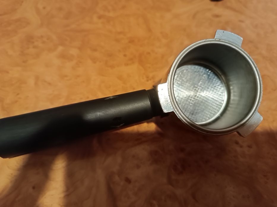 Vând cafetieră cu expresor Ufesa duo