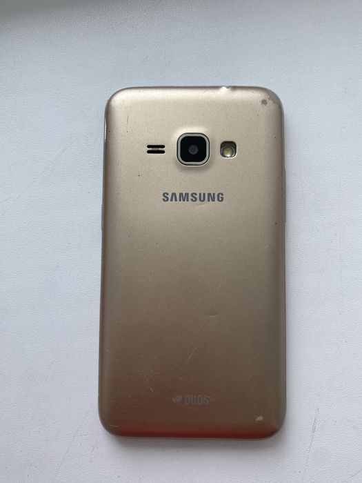 Продам самсунг J1