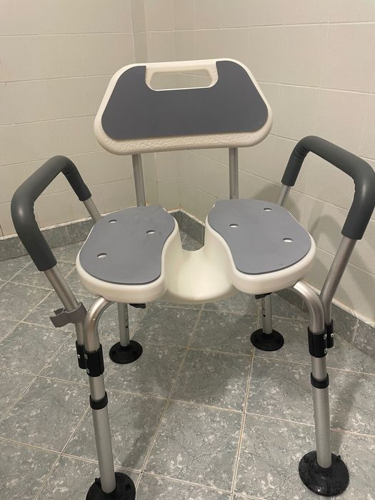 Санитарен стол за баня