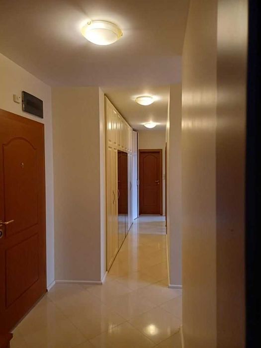 Тристаен апартамент Медицинска академия