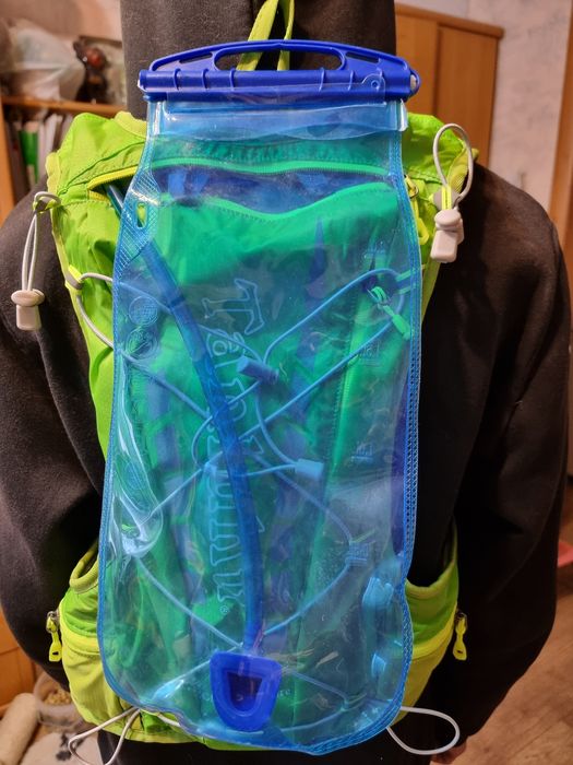 Вело рюкзак. Рюкзак- фляга