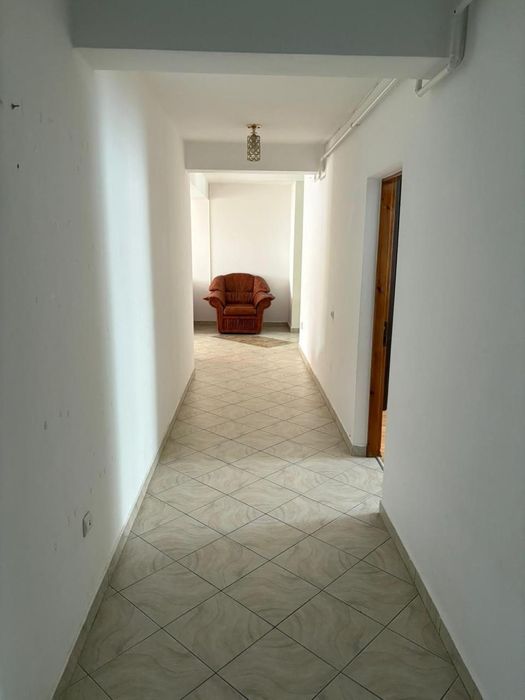 Apartament de închiriat