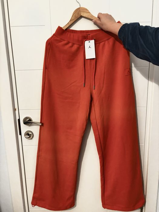 Nike Jordan дамски панталони от плат с етикет