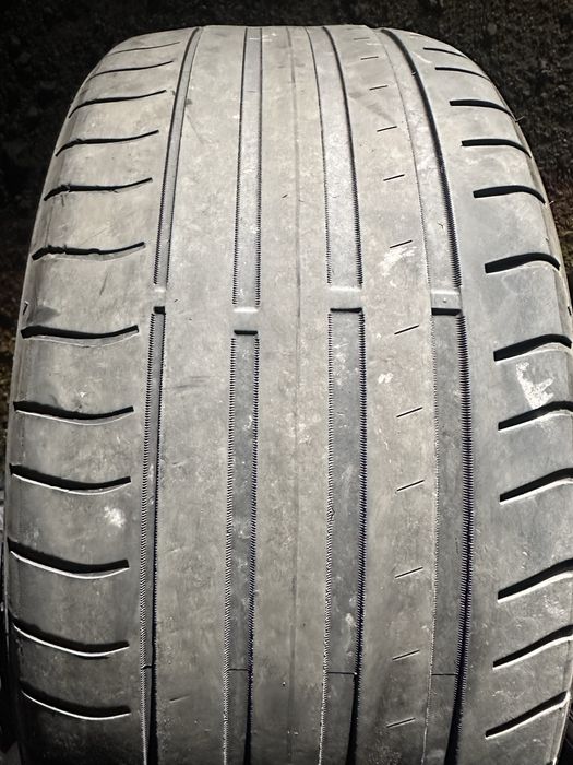 Шины 235/45R18 (5шт)