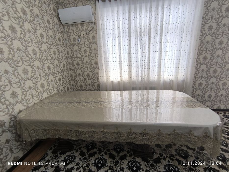 Мустахкам стол стуль сотилади. Продается стол и стулья.