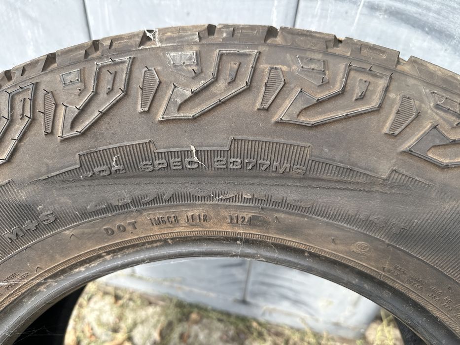 Продам резину good year 265/65/18