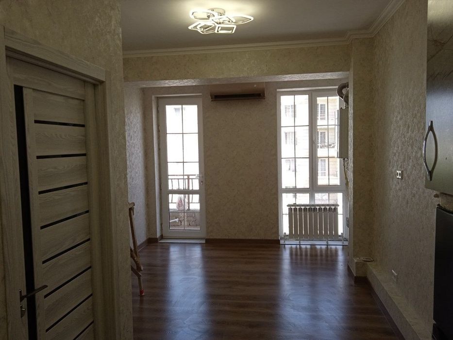 ~Новостройка! Просторная 1/8/9, с ремонтом и обстановкой, 42м²~