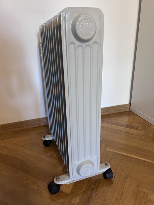 Calorifer electric Myria 2500W, 11 elemenți