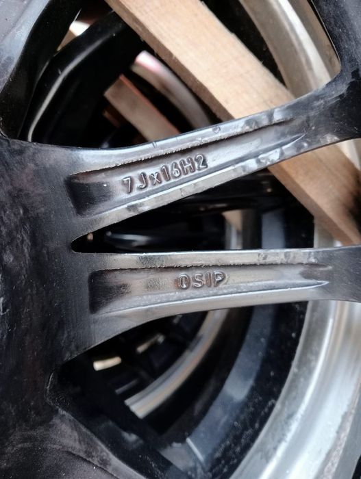 Jante Duster, MEGAN 3 SAU 4 R 16