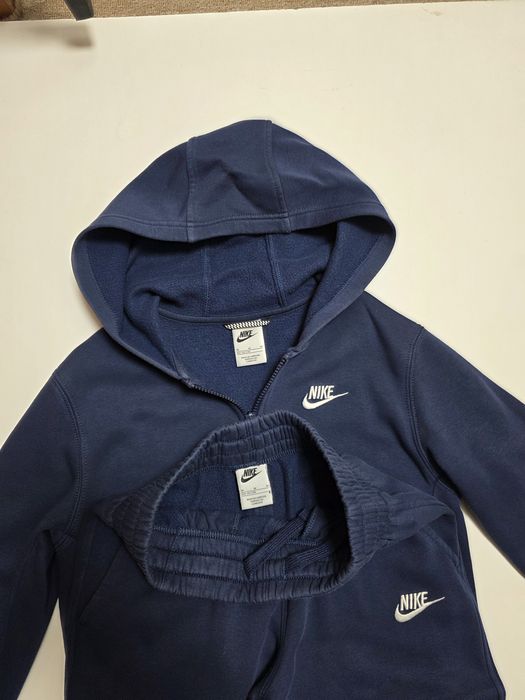 Trening Nike  137/147 (10 ani)unisex