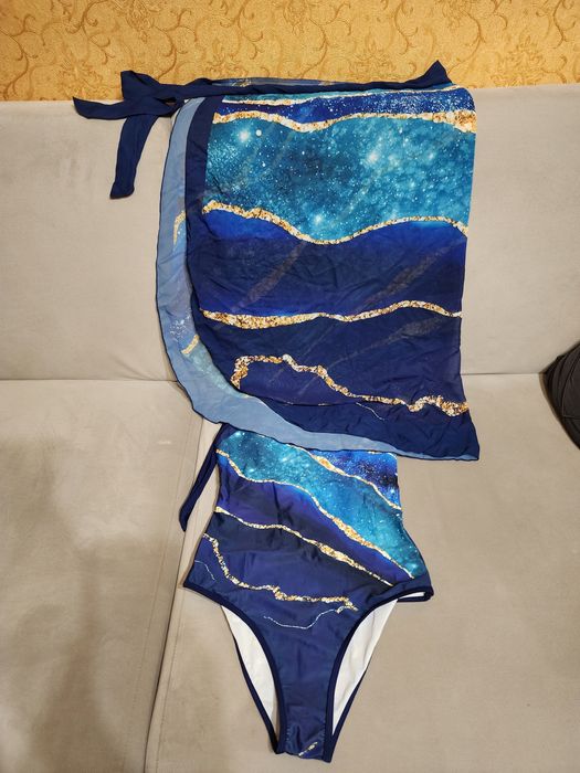 Классные купальники новые