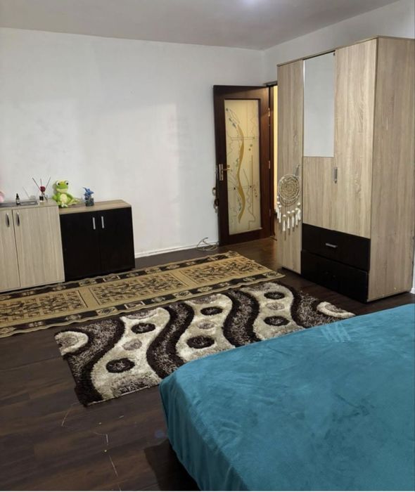 apartament de inchiriat